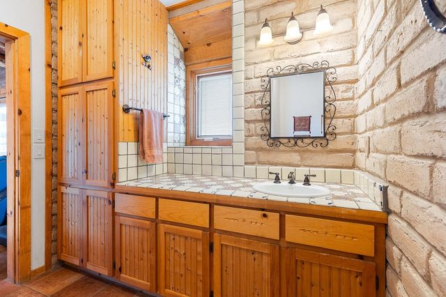 107 Hidden Valley Dr, Fort Davis, TX 79734