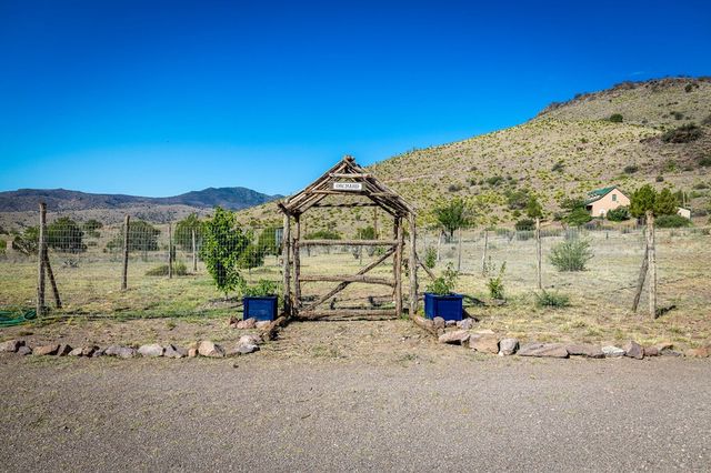 107 Hidden Valley Dr, Fort Davis, TX 79734