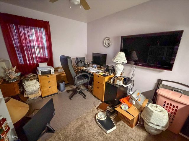 5245 Kuszmaul Avenue, Warren, OH 44483