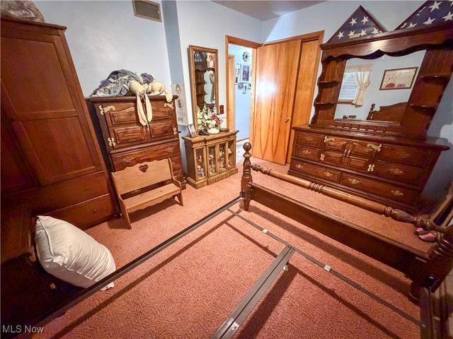 5245 Kuszmaul Avenue, Warren, OH 44483