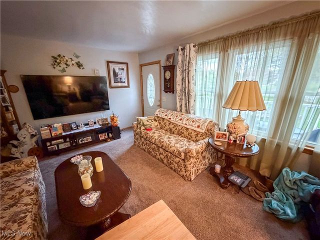 5245 Kuszmaul Avenue, Warren, OH 44483