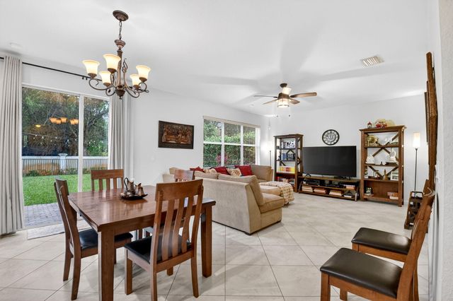 4652 Capital Drive, Lake Worth, FL 33463