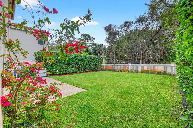 4652 Capital Drive, Lake Worth, FL 33463