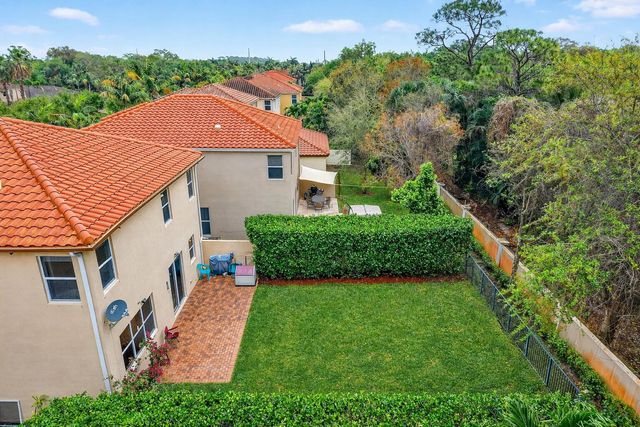 4652 Capital Drive, Lake Worth, FL 33463