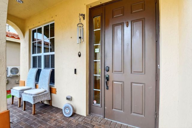 4652 Capital Drive, Lake Worth, FL 33463