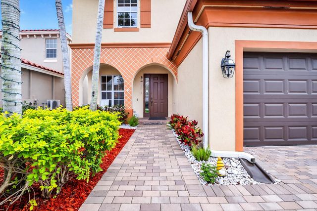 4652 Capital Drive, Lake Worth, FL 33463