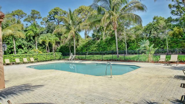 4652 Capital Drive, Lake Worth, FL 33463