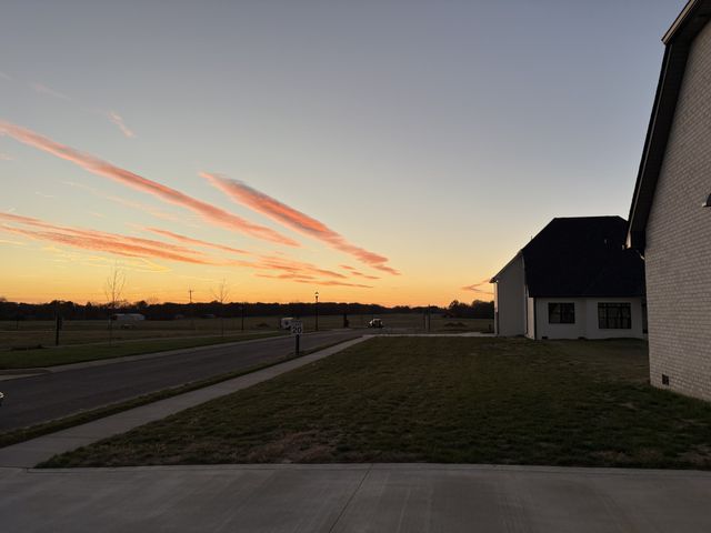 1717 Oliver Park Blvd, Clarksville, TN 37043