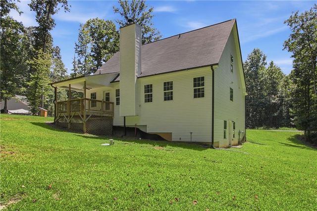 522 Mountain Creek Drive, Maysville, GA 30558