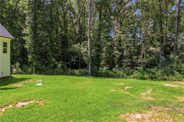 522 Mountain Creek Drive, Maysville, GA 30558