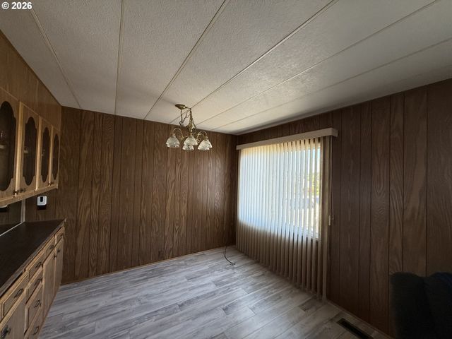 1709 Ne 78TH St, Vancouver, WA 98665