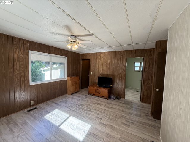 1709 Ne 78TH St, Vancouver, WA 98665