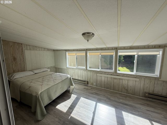1709 Ne 78TH St, Vancouver, WA 98665