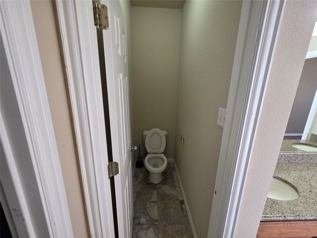 1522 Avenue E, Grand Prairie, TX 75051