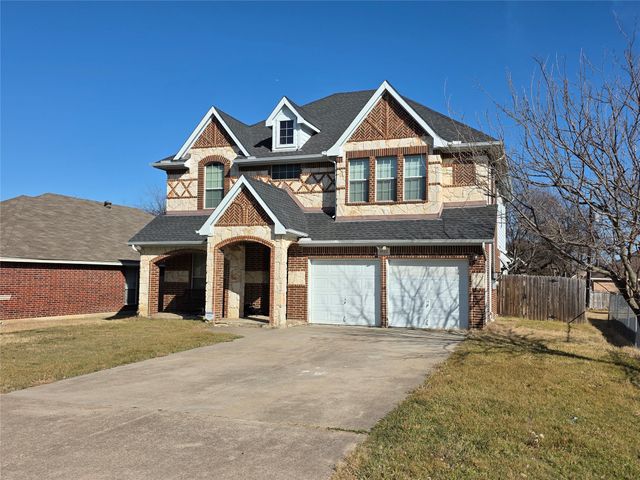 1522 Avenue E, Grand Prairie, TX 75051