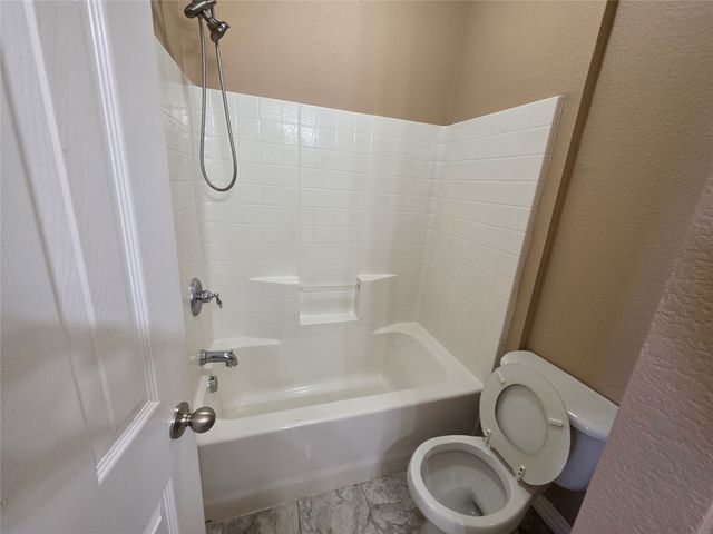 1522 Avenue E, Grand Prairie, TX 75051