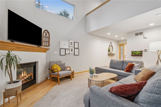 2325 Mulberry Street 6, Coralville, IA 52241