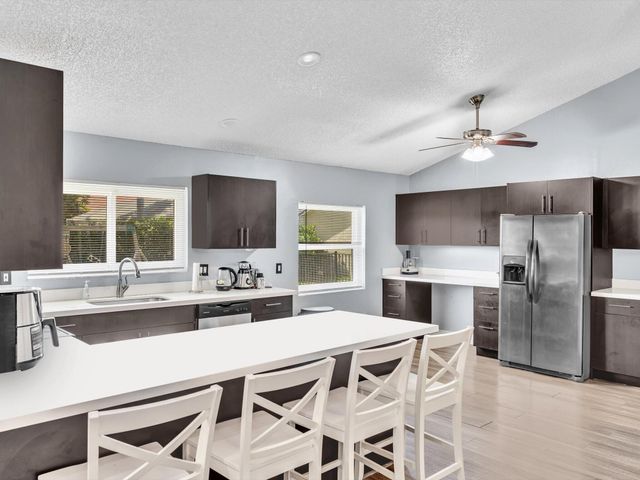 9393 Laurel Green Drive, Boynton Beach, FL 33437