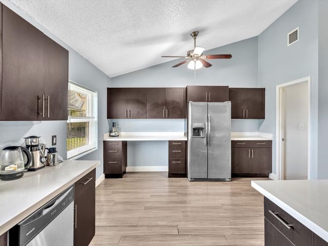 9393 Laurel Green Drive, Boynton Beach, FL 33437