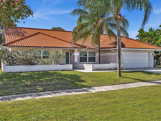 9393 Laurel Green Drive, Boynton Beach, FL 33437