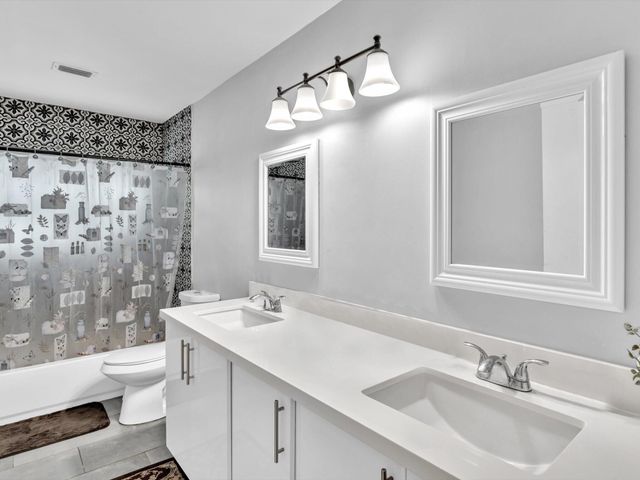 9393 Laurel Green Drive, Boynton Beach, FL 33437
