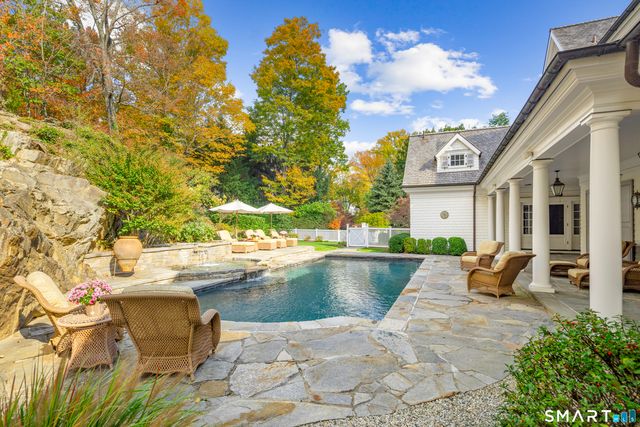 10 Cross Road, Darien, CT 06820