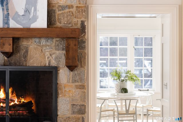 10 Cross Road, Darien, CT 06820