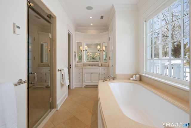 10 Cross Road, Darien, CT 06820