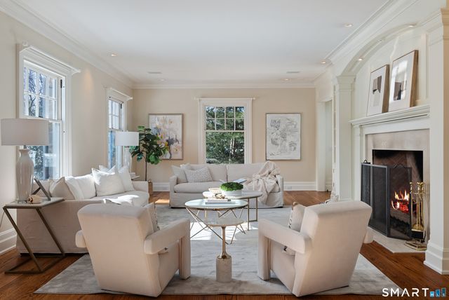 10 Cross Road, Darien, CT 06820