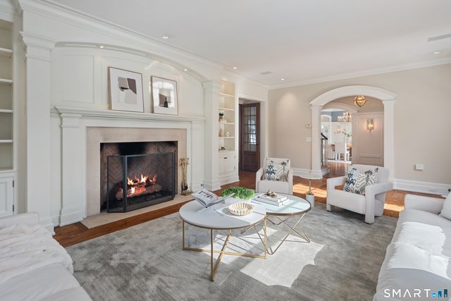 10 Cross Road, Darien, CT 06820