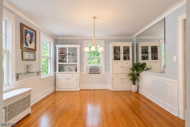 326 Rea Ave, Hawthorne Boro, NJ 07506