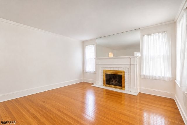 326 Rea Ave, Hawthorne Boro, NJ 07506