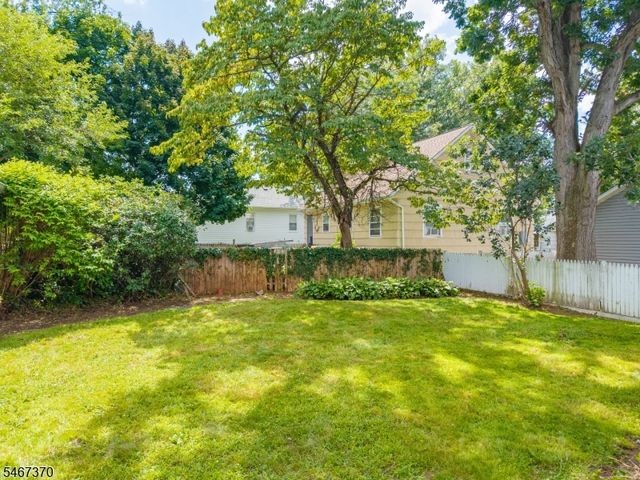 326 Rea Ave, Hawthorne Boro, NJ 07506