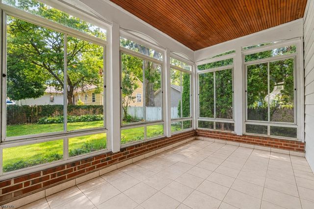 326 Rea Ave, Hawthorne Boro, NJ 07506