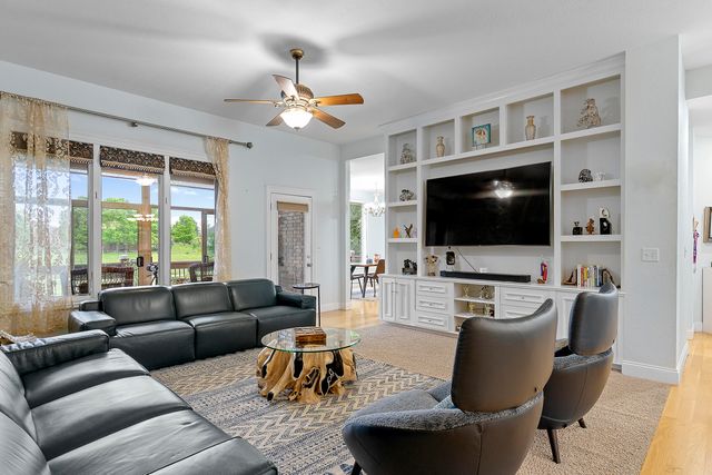 5998 S Parkhaven Lane, Springfield, MO 65810