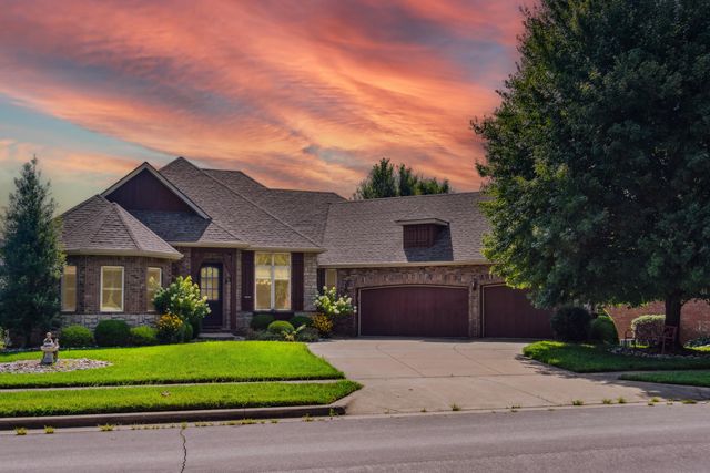 5998 S Parkhaven Lane, Springfield, MO 65810