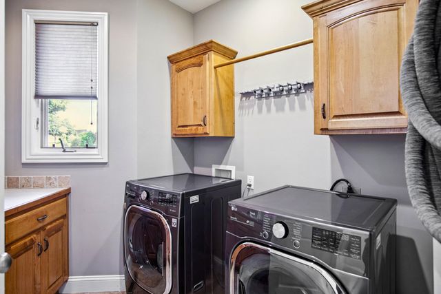 5998 S Parkhaven Lane, Springfield, MO 65810