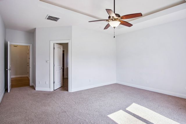 5998 S Parkhaven Lane, Springfield, MO 65810