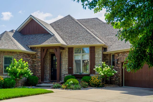 5998 S Parkhaven Lane, Springfield, MO 65810