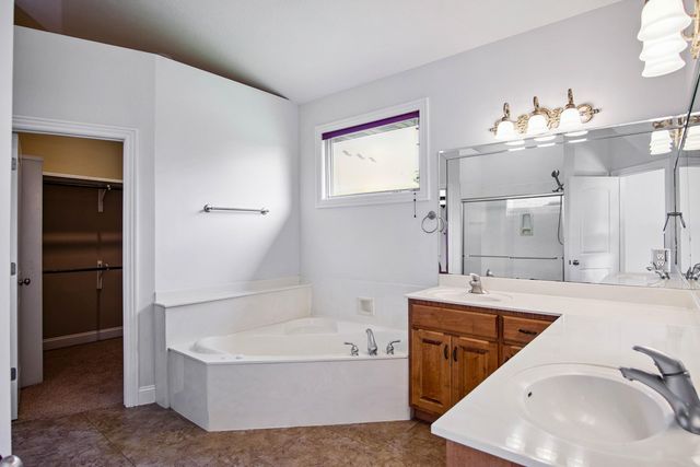 5998 S Parkhaven Lane, Springfield, MO 65810