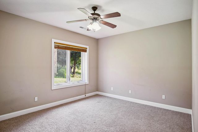 5998 S Parkhaven Lane, Springfield, MO 65810