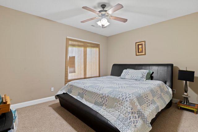 5998 S Parkhaven Lane, Springfield, MO 65810