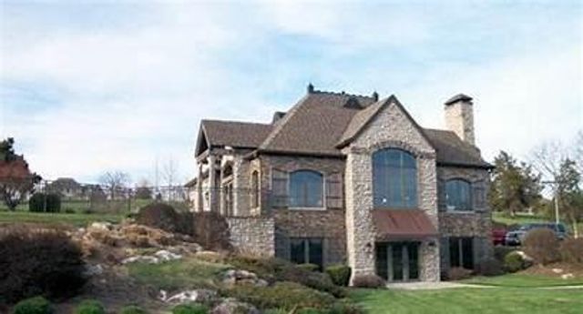 5998 S Parkhaven Lane, Springfield, MO 65810