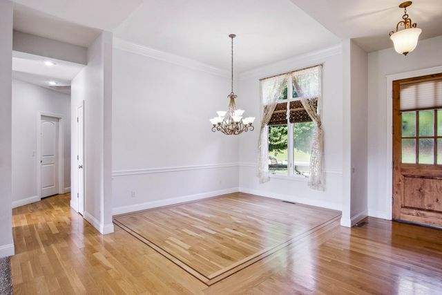 5998 S Parkhaven Lane, Springfield, MO 65810