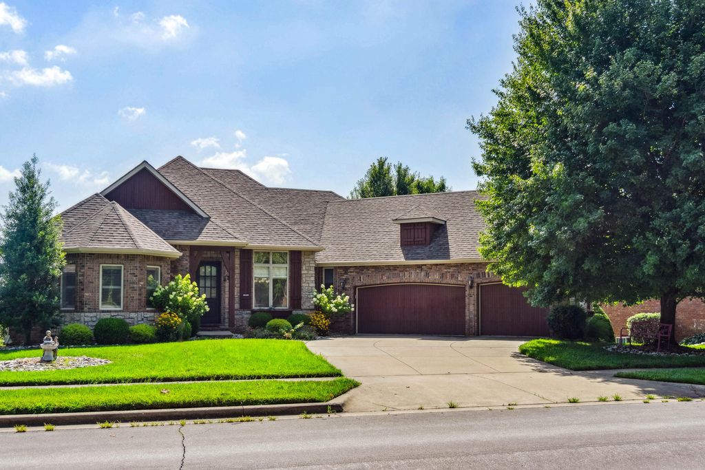 5998 S Parkhaven Lane, Springfield, MO 65810