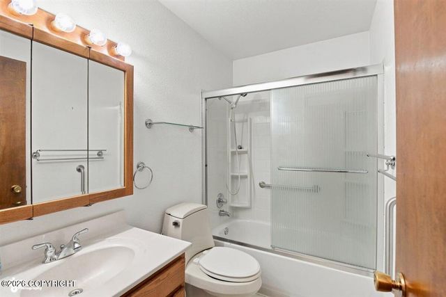 2416 Spurr Lane, Anchorage, AK 99501
