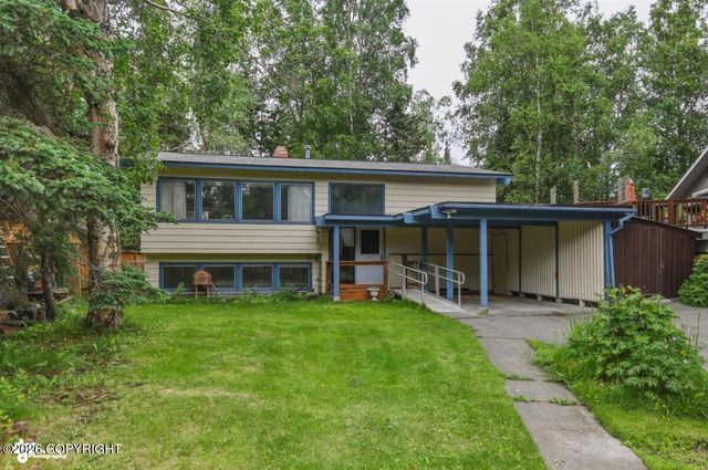 2416 Spurr Lane, Anchorage, AK 99501