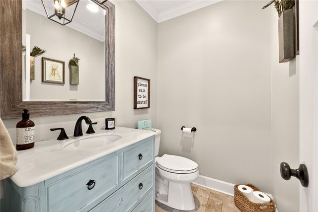 33 Sunrise Hill, Pittsford, NY 14534