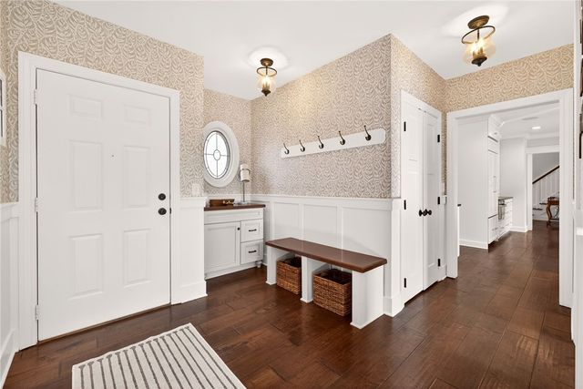 33 Sunrise Hill, Pittsford, NY 14534