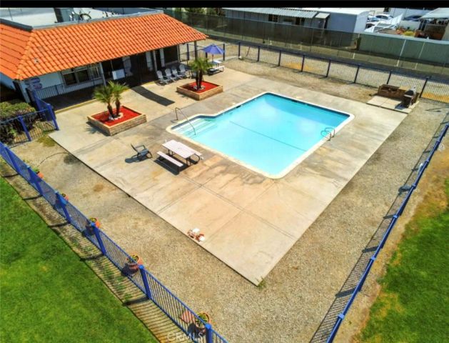 26245 E Baseline 18, Highland, CA 92346